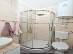 Apartmani    ROBERT Gradac