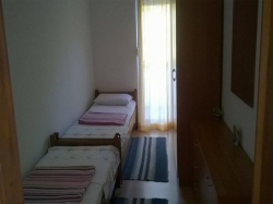 Apartmani Vir  - apartman slobodan od 22.8. Vir (Otok Vir)