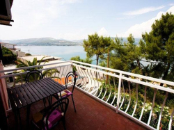 Apartments Villa Palma Arbanija (Island Ciovo)