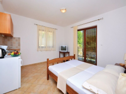 Apartments Villa Mare Mare Ivan Dolac (Island Hvar)