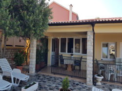 Apartments Vivien Kustici (Island Pag)