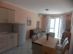 Apartments Vivien Kustici (Island Pag)