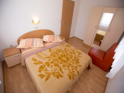 Apartments JULIJA Lopar (Island Rab)