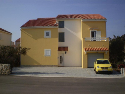 Apartments Ivanov Novalja (Island Pag)